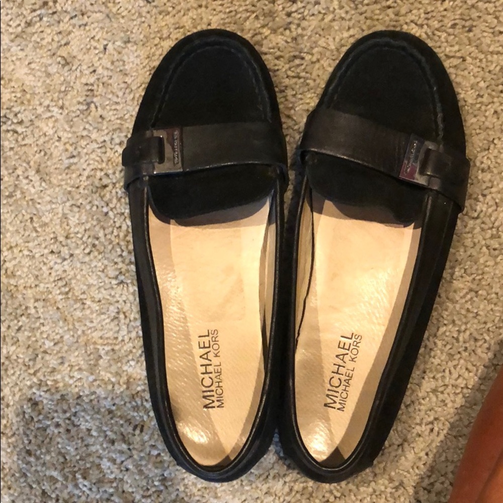 Driving shoes